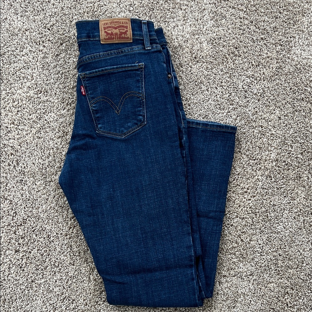 Levi's Dark Blue Denim jeans